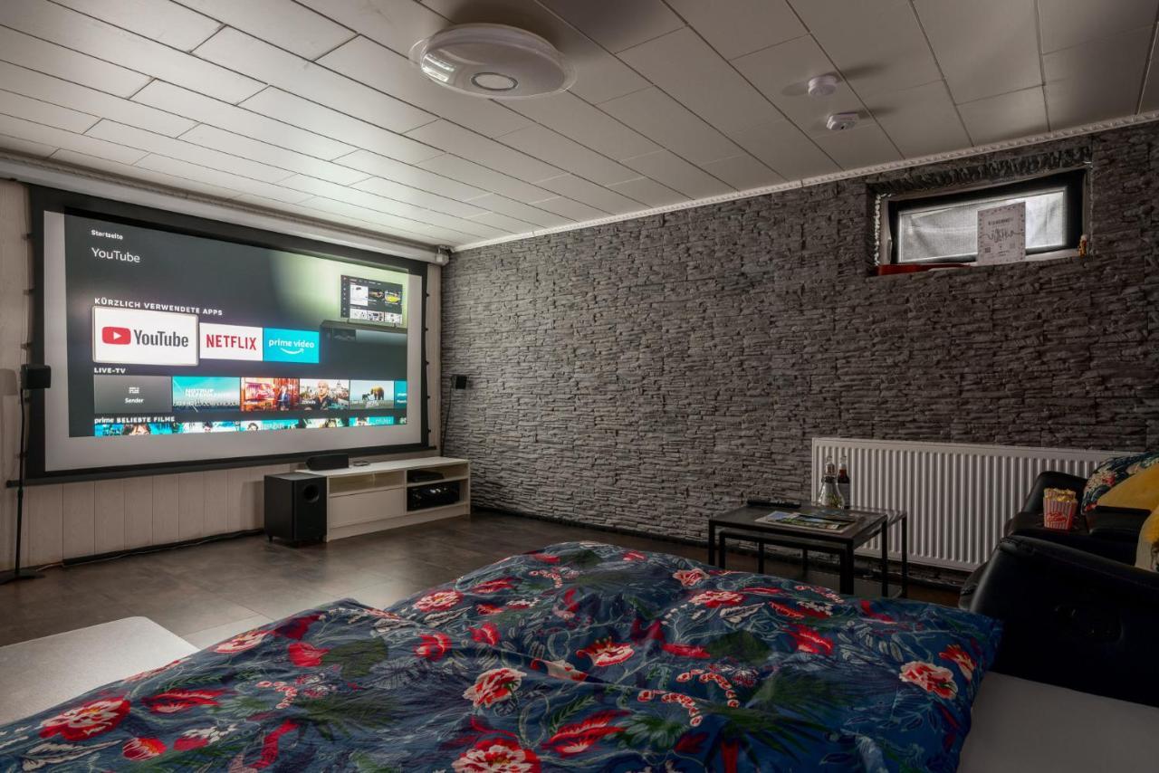 Home Cinema 卡塞尔 外观 照片